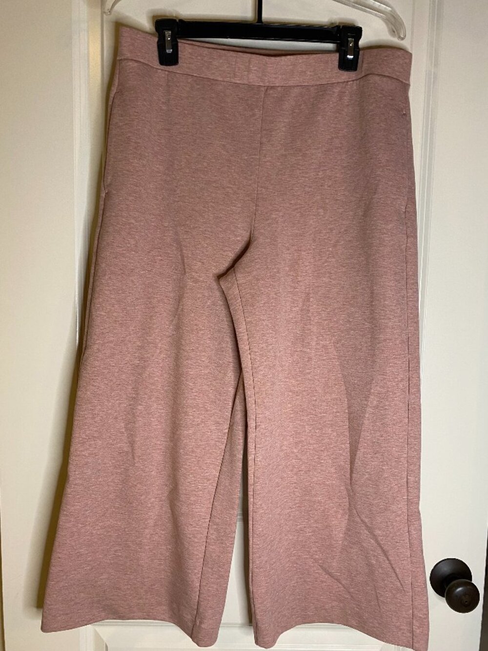 Ann Taylor cropped pink heather wide leg trousers